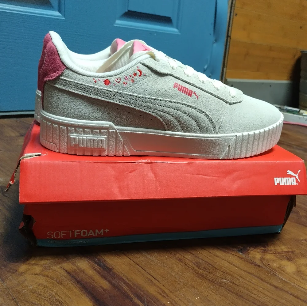 NIB pumas - Picture 1 of 10